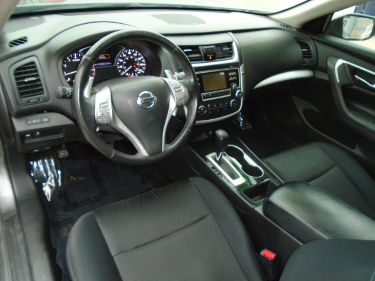 Nissan Altima 2.5 SR 2016