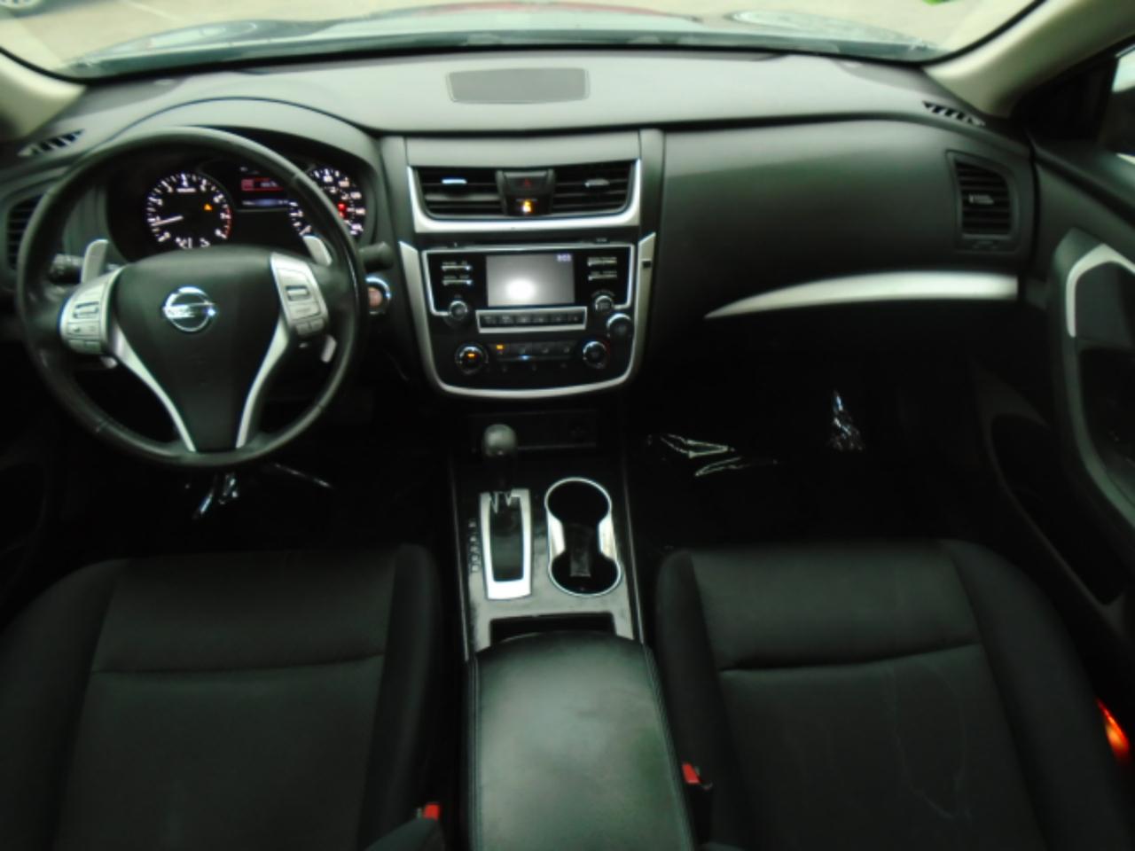 Nissan Altima 2.5 SR 2016