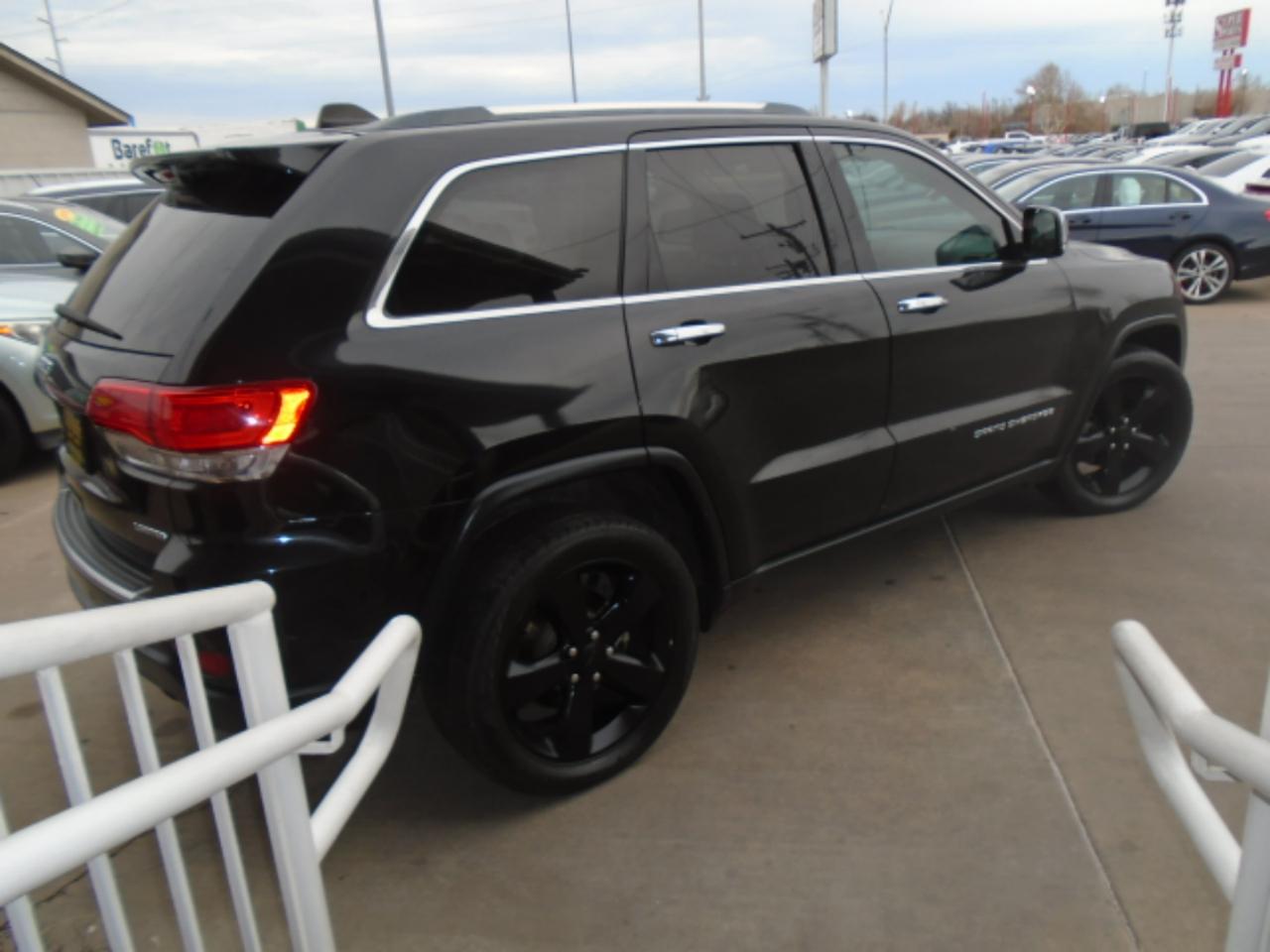 Jeep Grand Cherokee Limited 2WD 2016