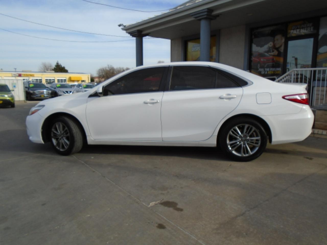 Toyota Camry SE 2017