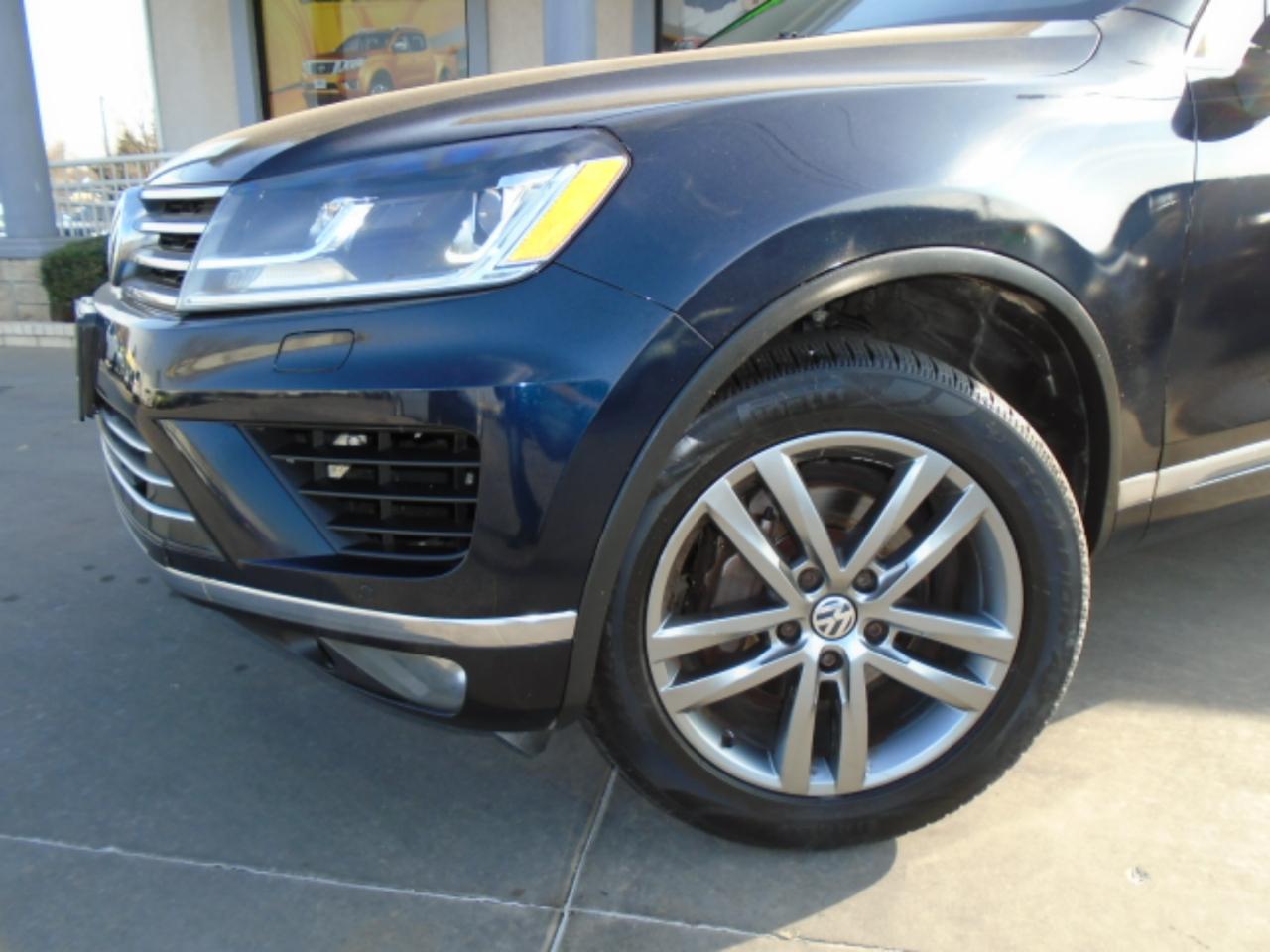 Volkswagen Touareg VR6 Lux 2016