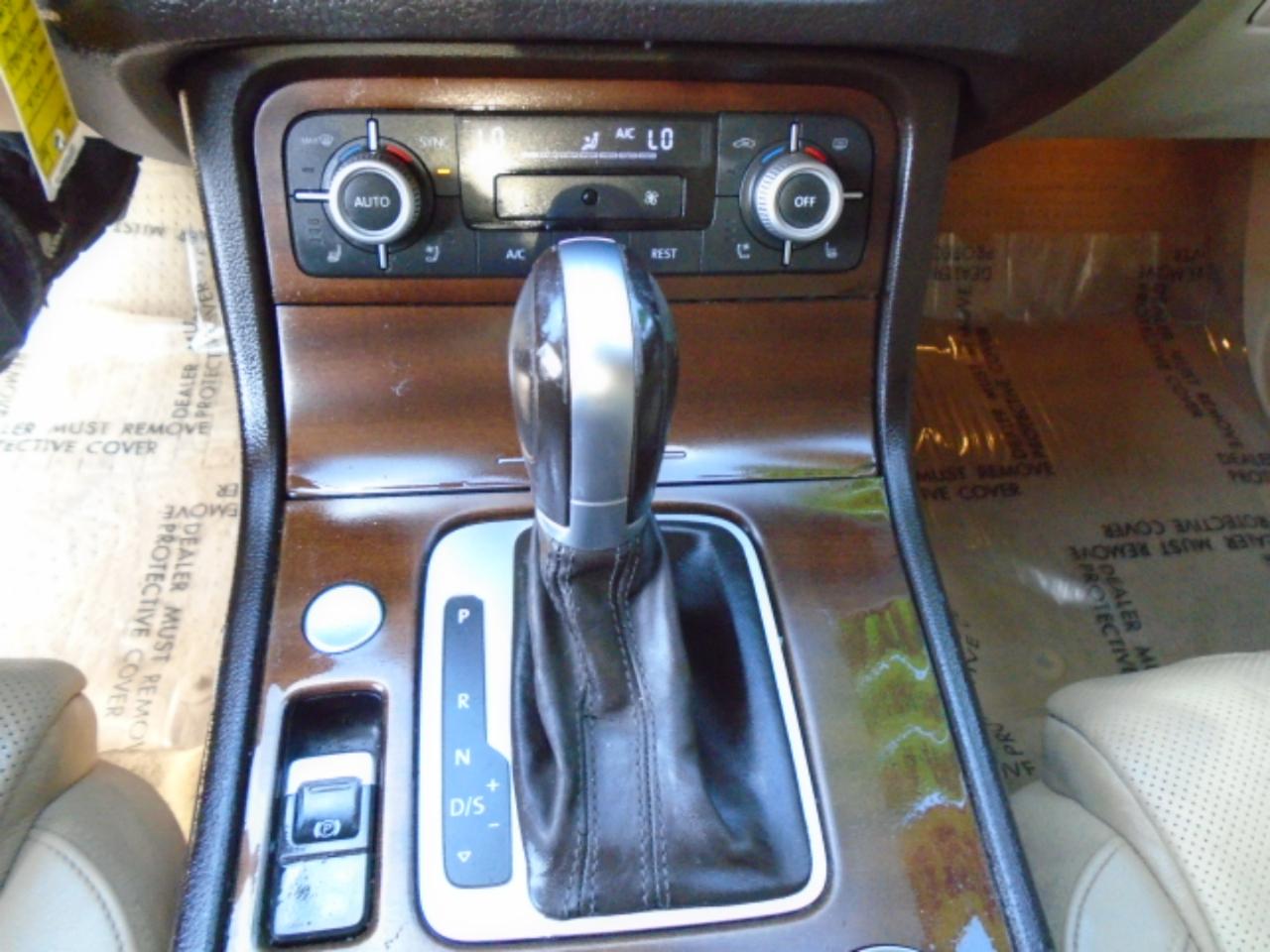 Volkswagen Touareg VR6 Lux 2016