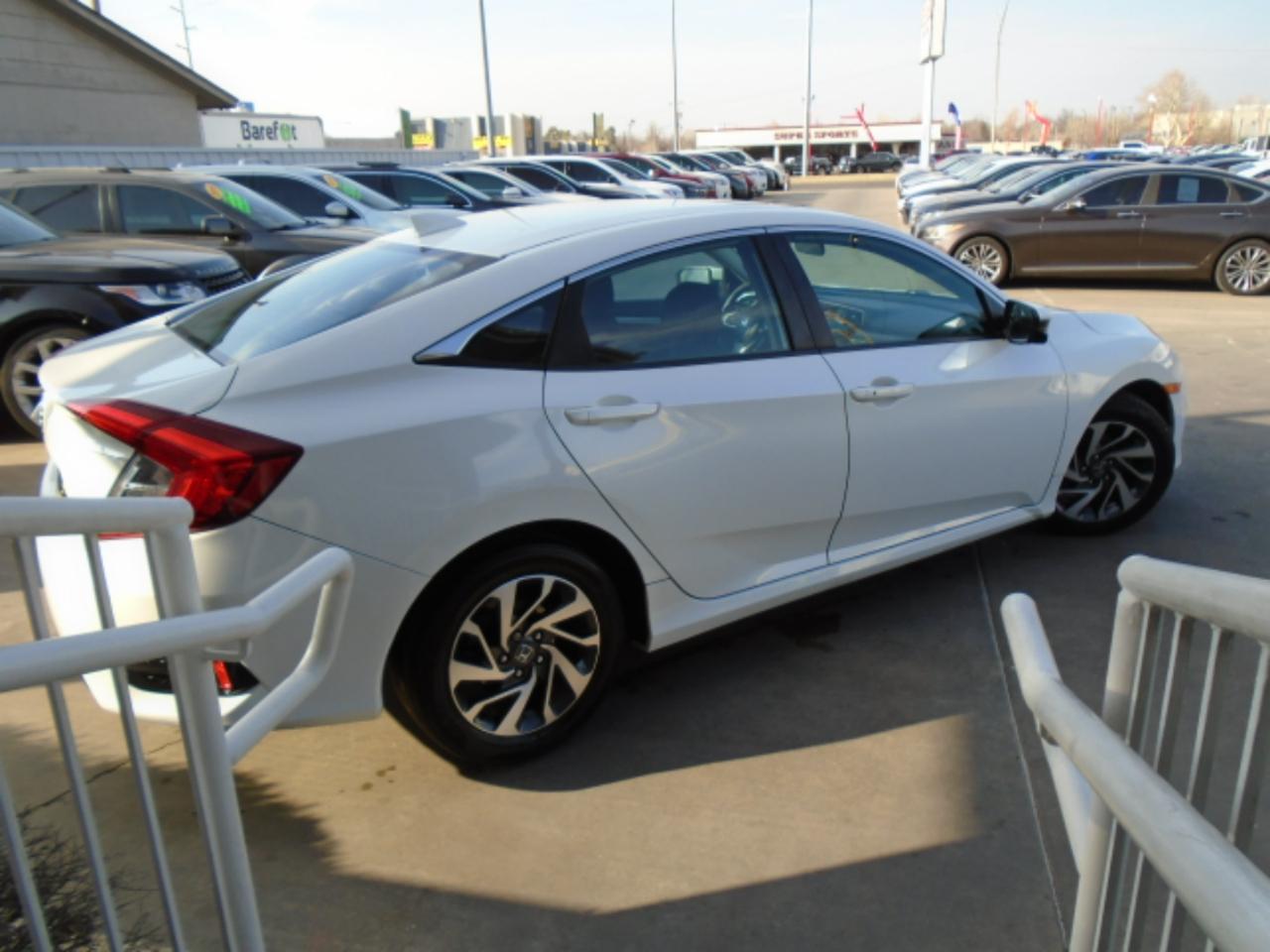 Honda Civic EX Sedan CVT 2017