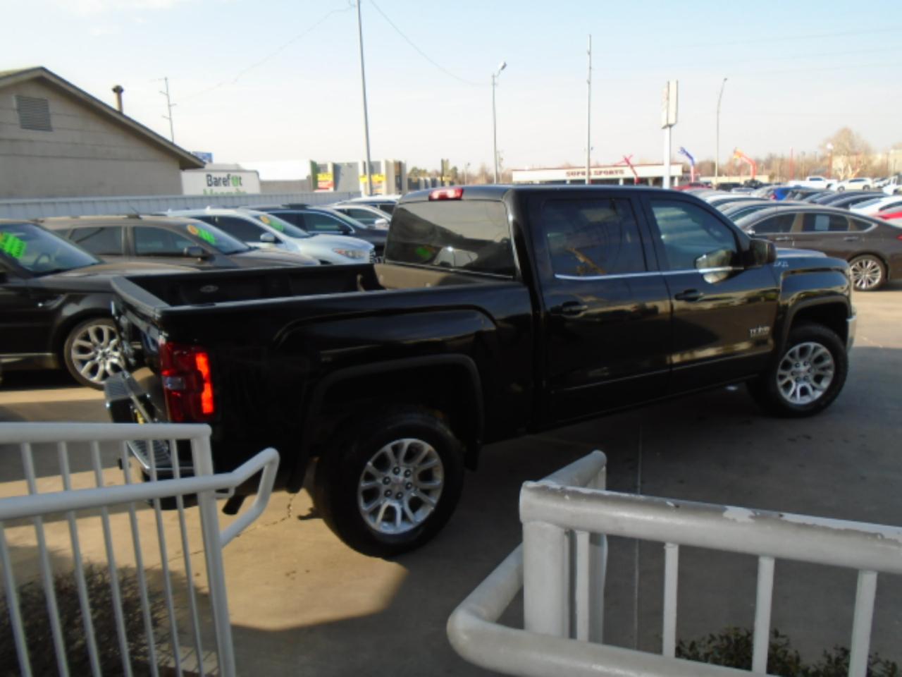 GMC Sierra 1500 SLE Crew Cab 4WD 2017