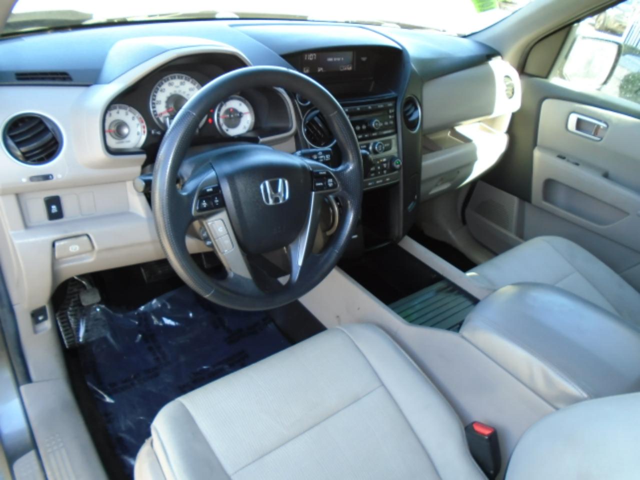 Honda Pilot EX 2WD 5-Spd AT 2012