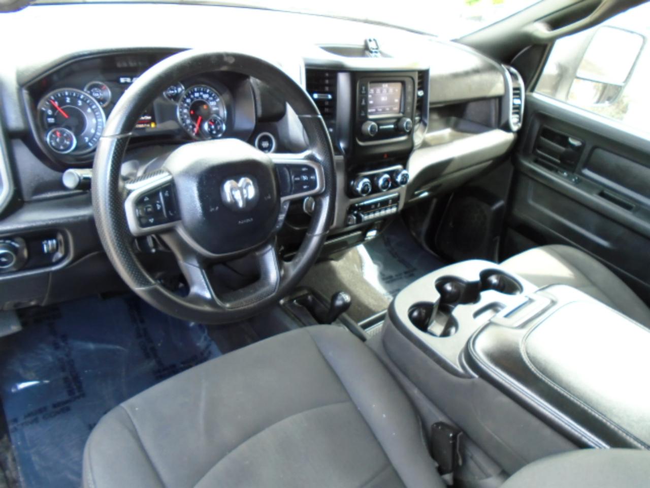 RAM 2500 Tradesman Crew Cab LWB 4WD 2023