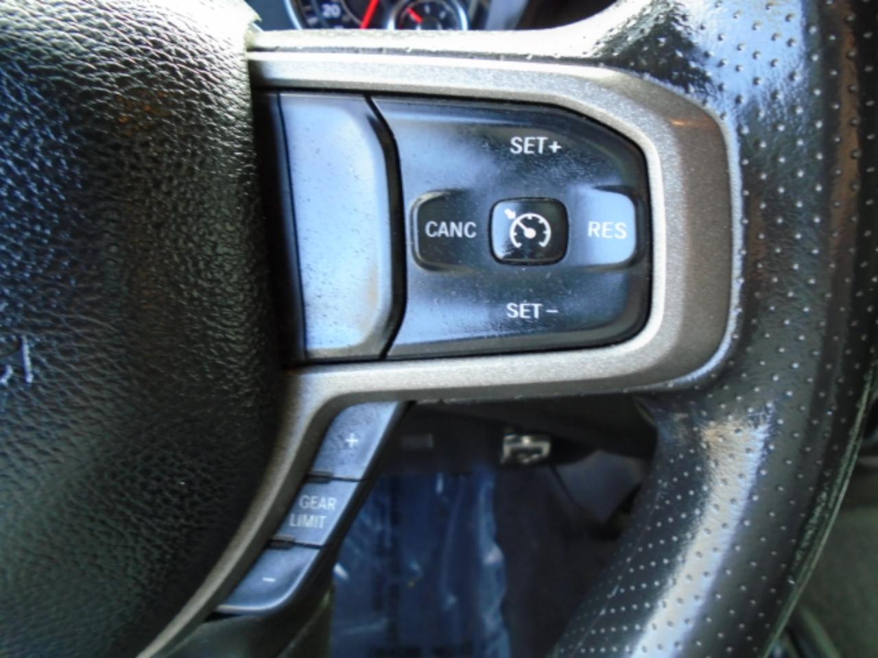 RAM 2500 Tradesman Crew Cab LWB 4WD 2023