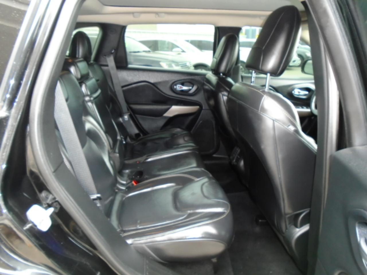 Jeep Cherokee Limited FWD 2017