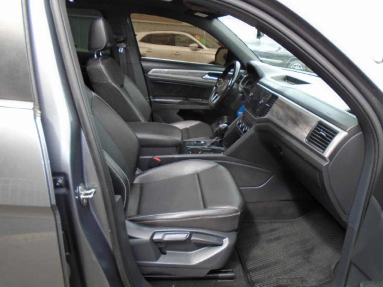 Volkswagen Atlas Cross Sport SE w/Technology 4MOTION 2020