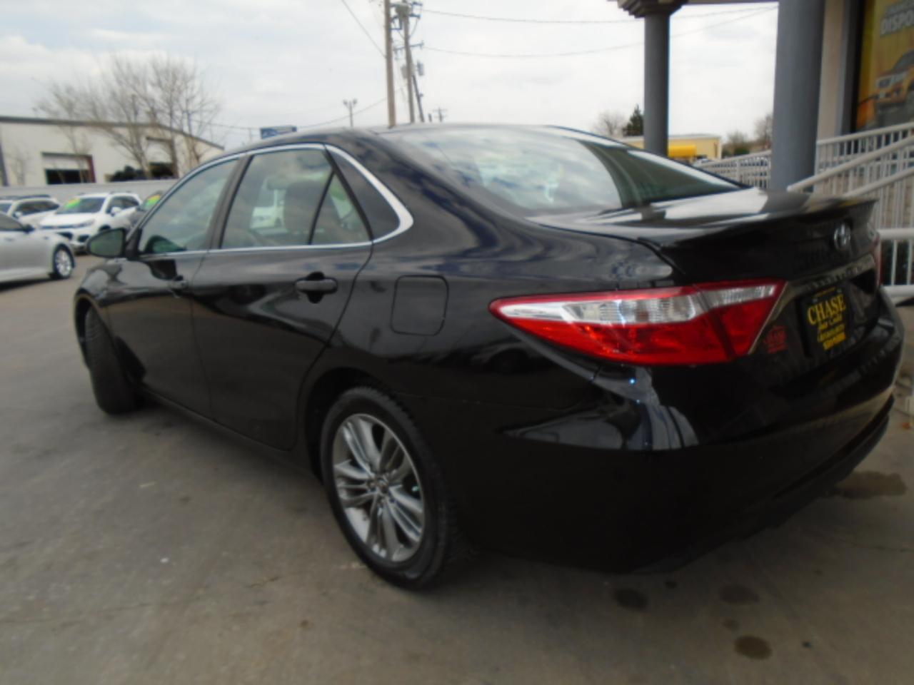 Toyota Camry SE 2015
