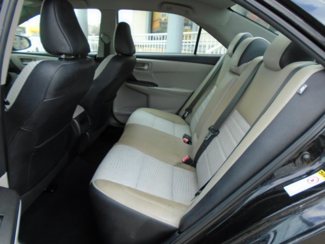 Toyota Camry SE 2015