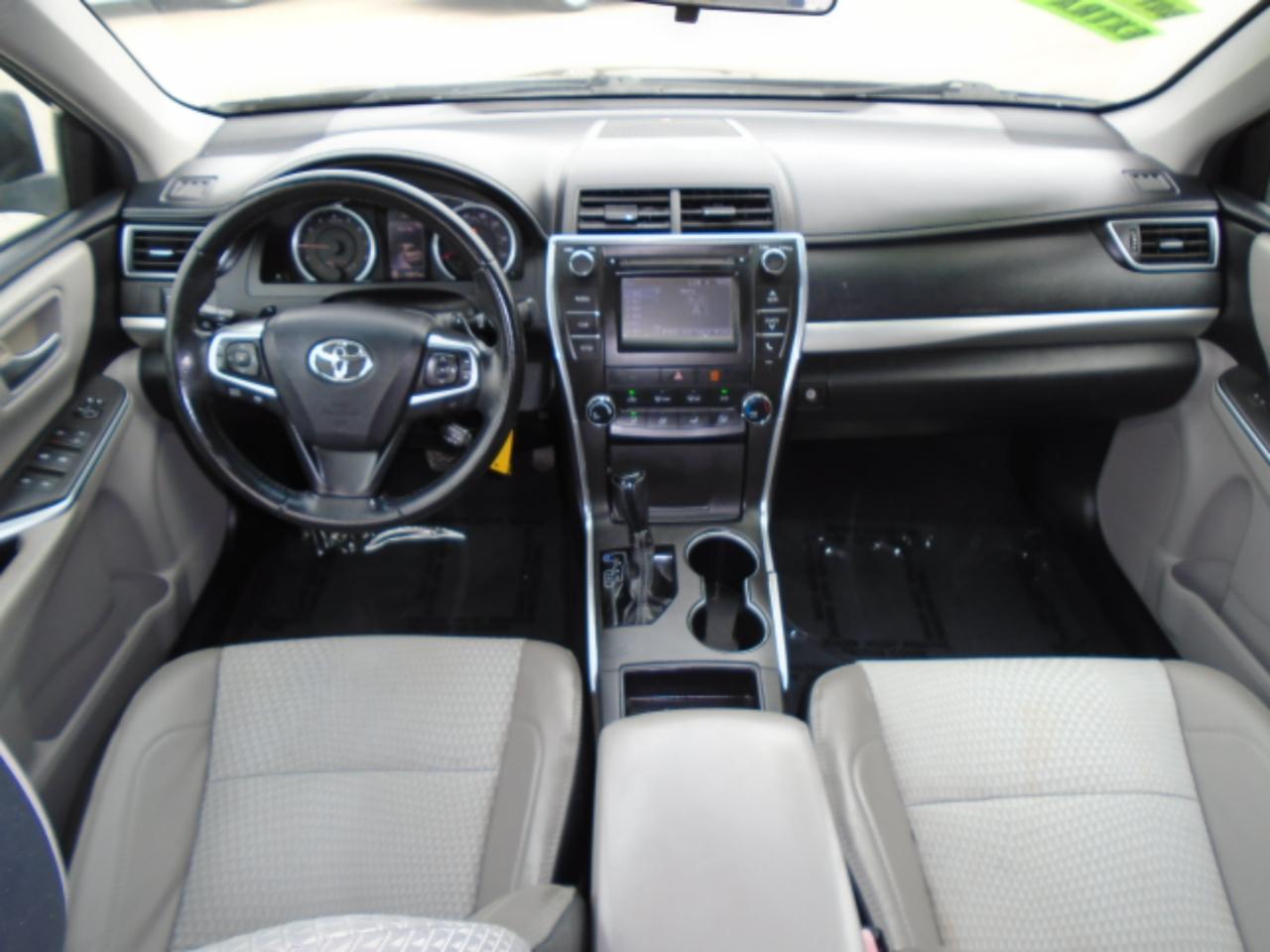 Toyota Camry SE 2015