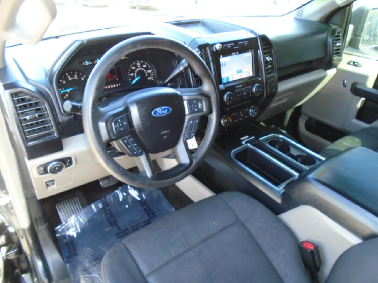 Ford F-150 XL SuperCrew 5.5-ft. Bed 4WD 2017