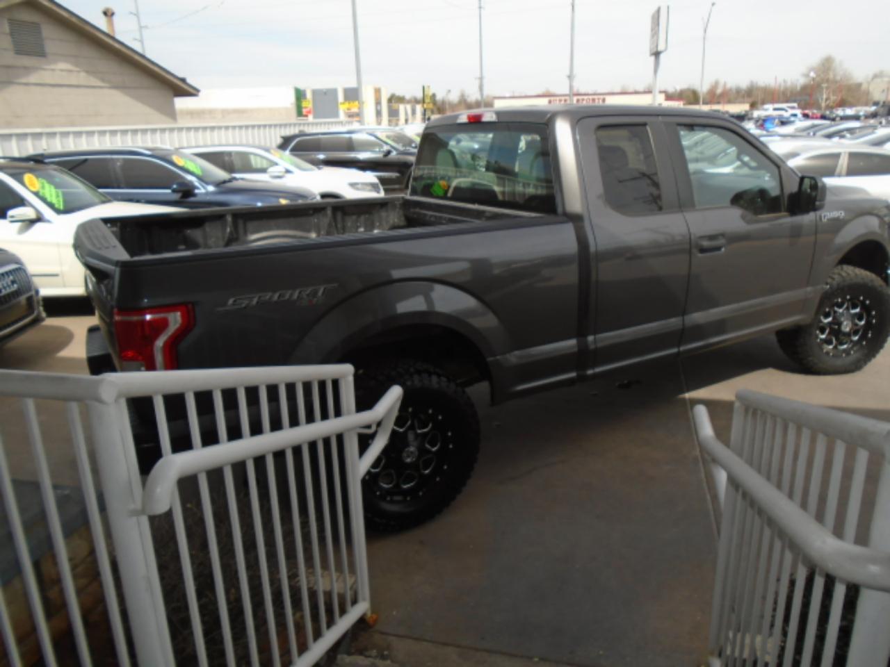 Ford F-150 XL SuperCab 6.5-ft. Bed 4WD 2017