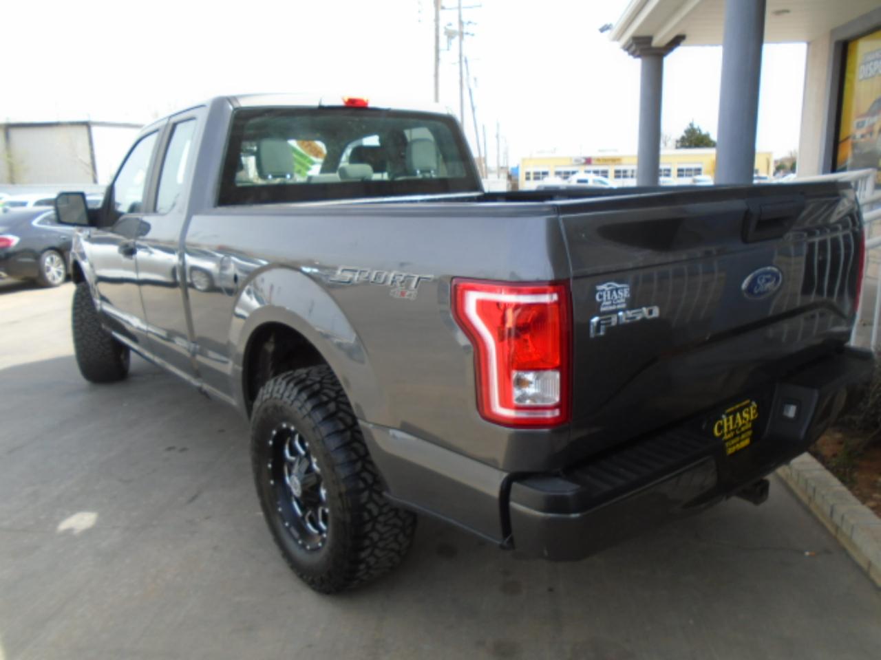 Ford F-150 XL SuperCab 6.5-ft. Bed 4WD 2017
