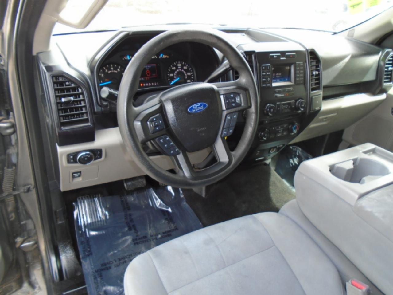 Ford F-150 XL SuperCab 6.5-ft. Bed 4WD 2017