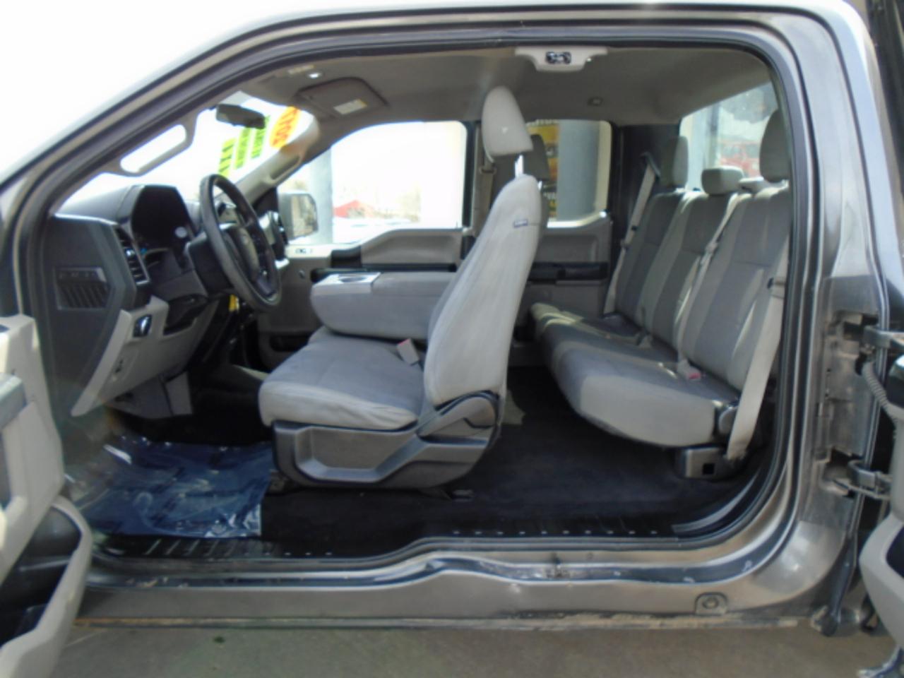 Ford F-150 XL SuperCab 6.5-ft. Bed 4WD 2017