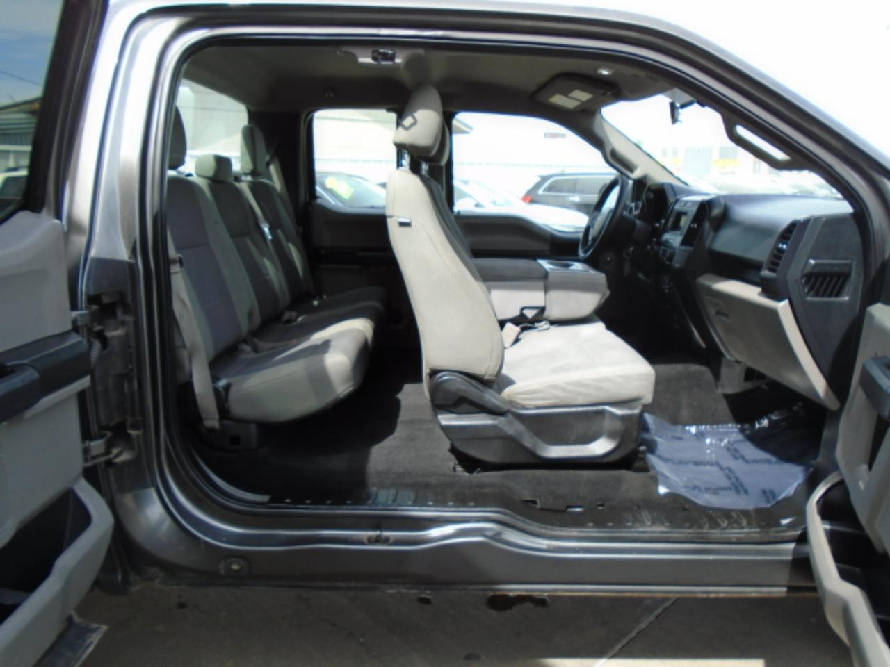 Ford F-150 XL SuperCab 6.5-ft. Bed 4WD 2017