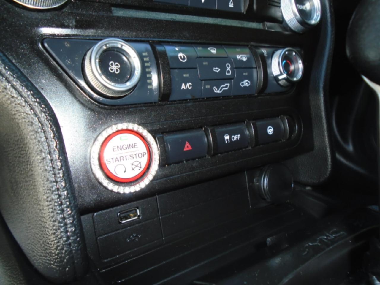 Ford Mustang V6 Coupe 2016