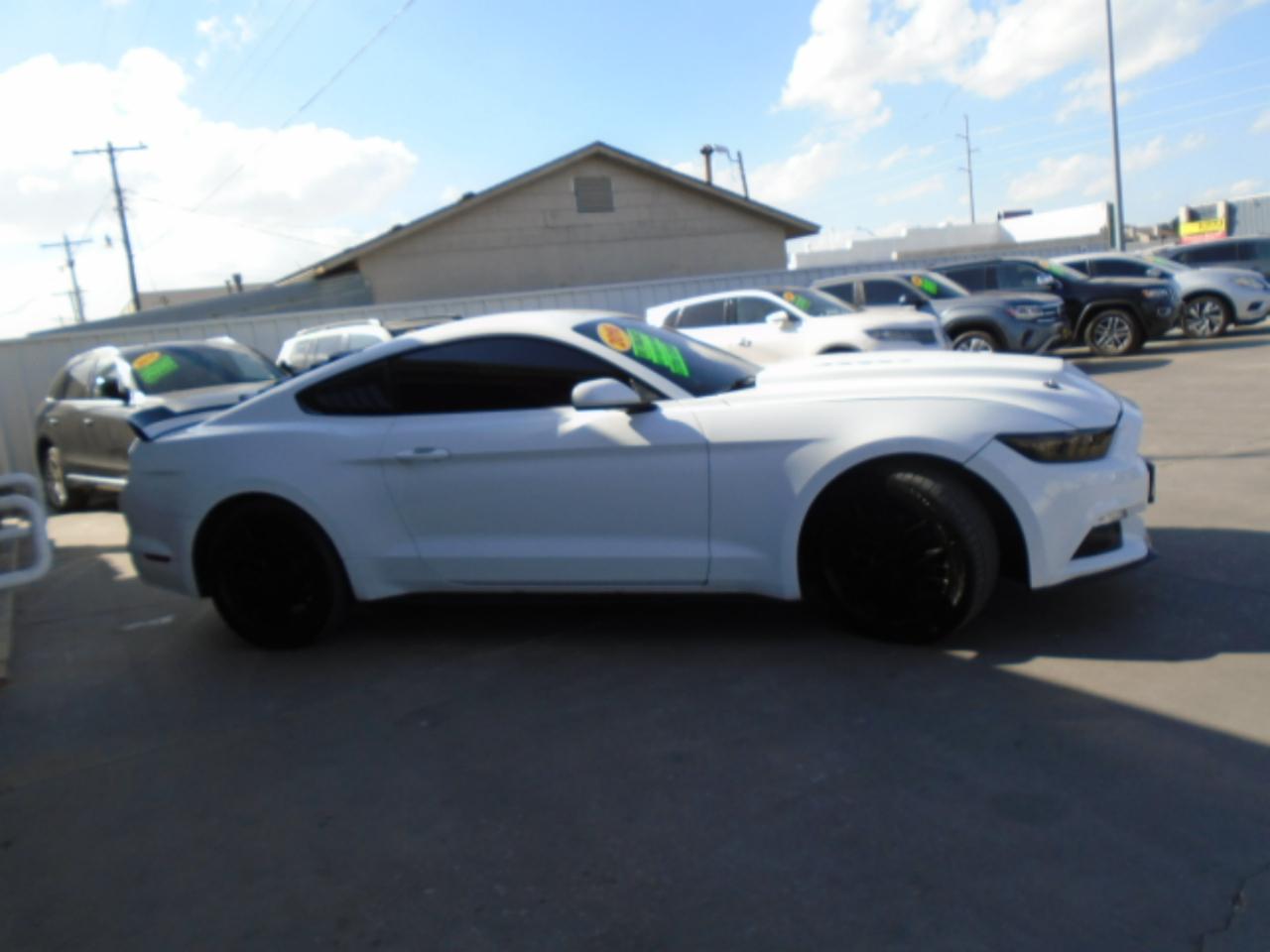 Ford Mustang V6 Coupe 2016