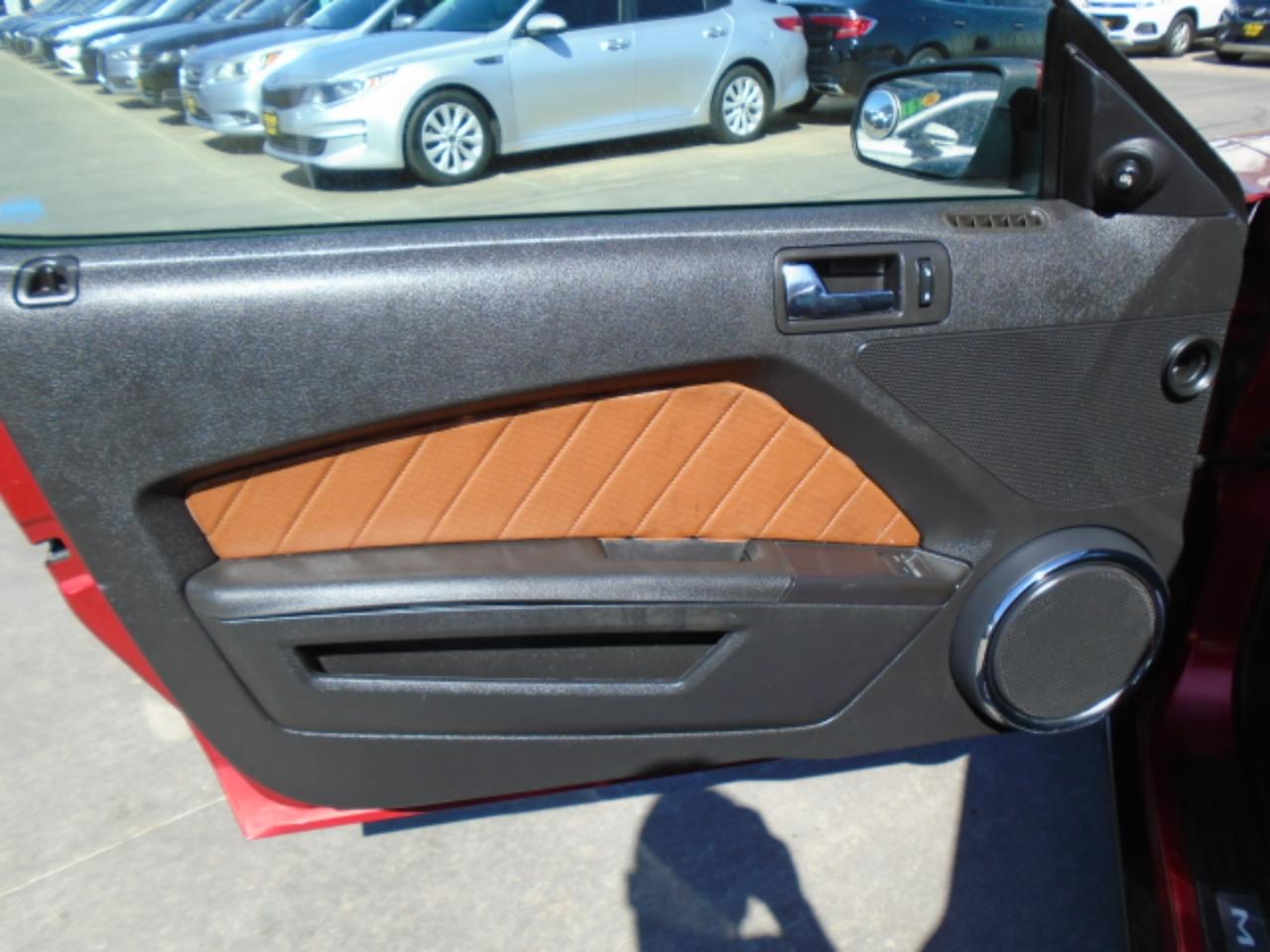 Ford Mustang V6 Coupe 2010