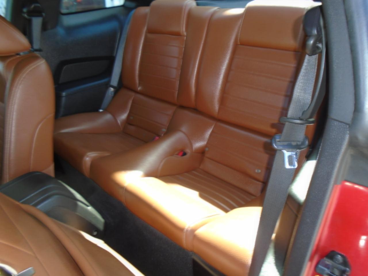 Ford Mustang V6 Coupe 2010