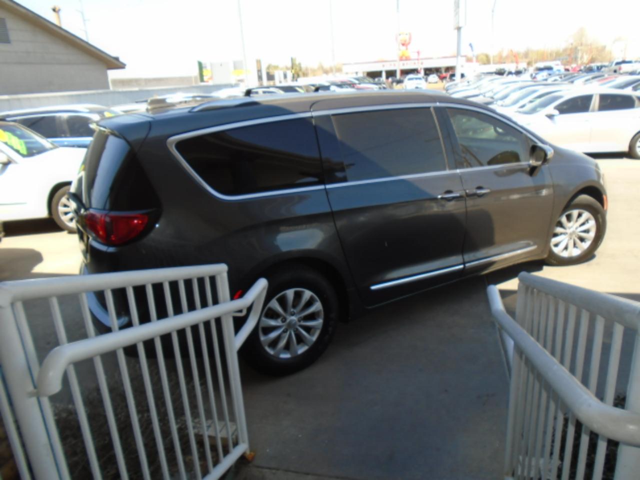 Chrysler Pacifica Touring-L 2018