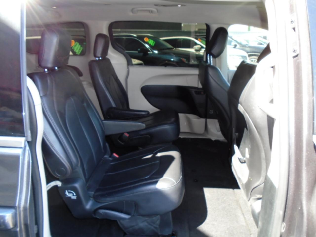 Chrysler Pacifica Touring-L 2018