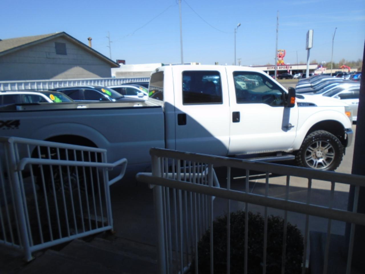 Ford F-350 SD XL Crew Cab SWB 4WD 2013