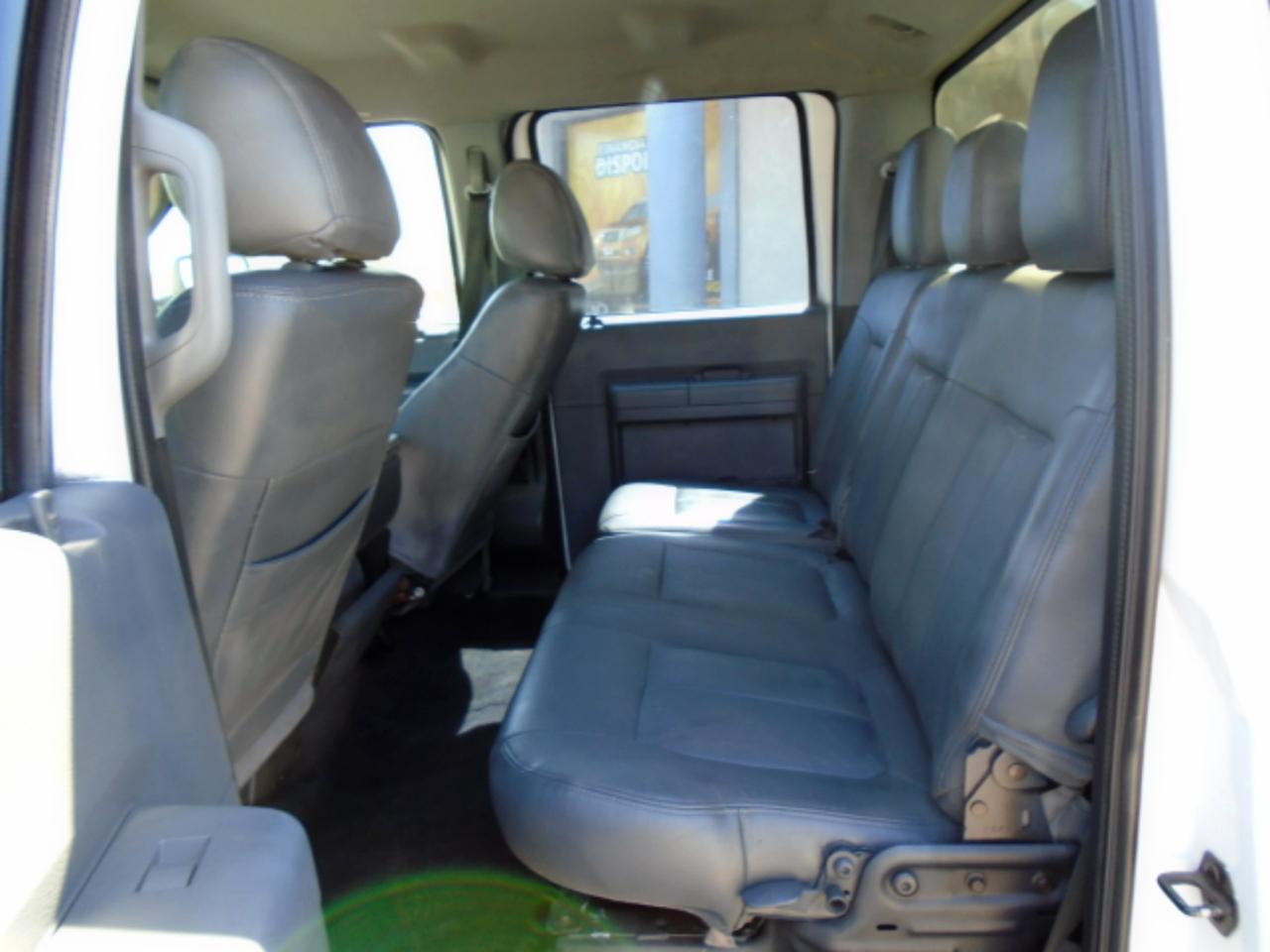 Ford F-350 SD XL Crew Cab SWB 4WD 2013