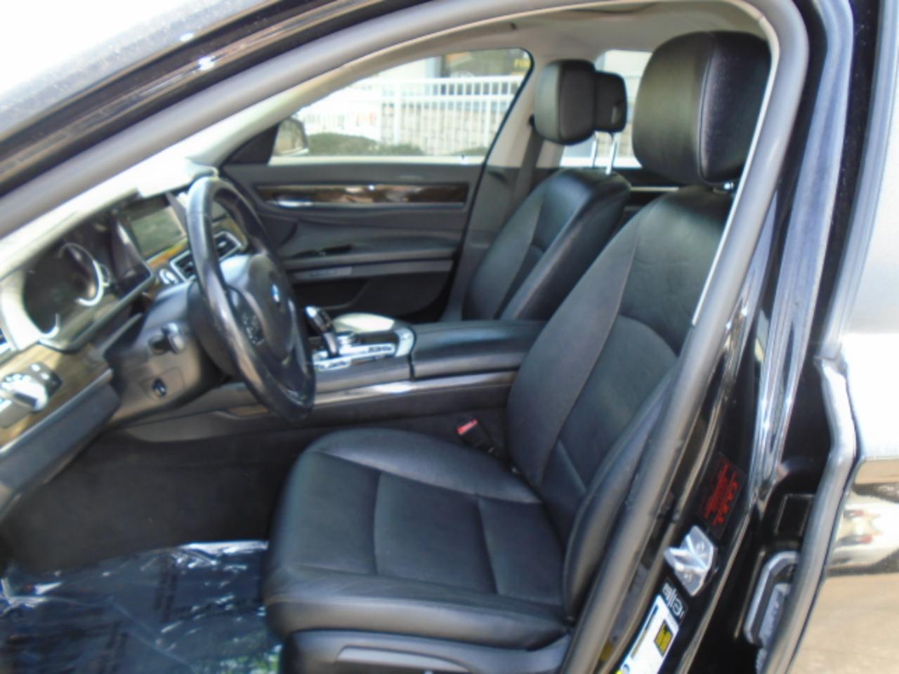 BMW 7-Series 740i 2014