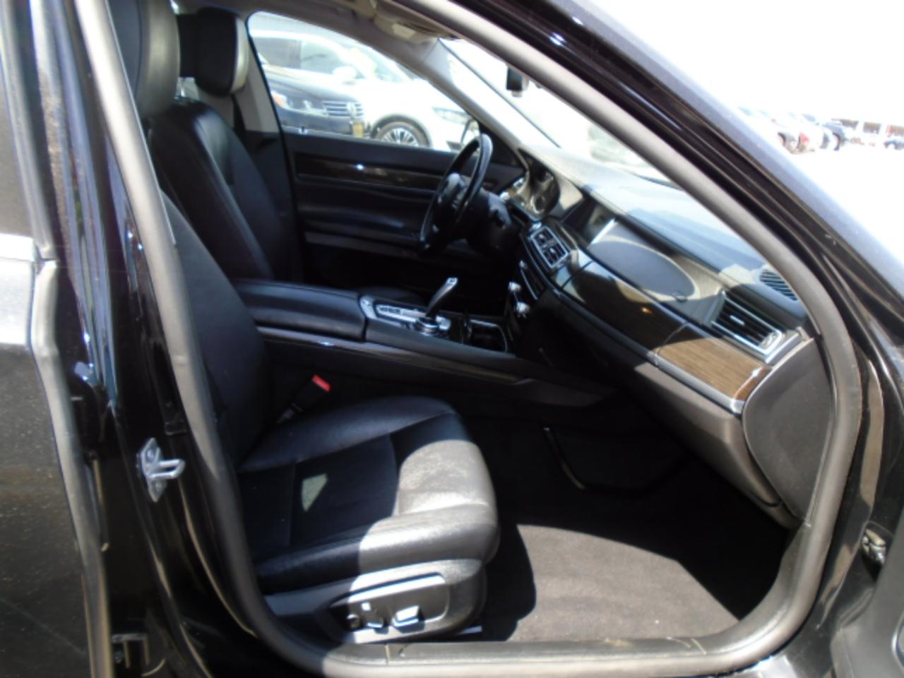 BMW 7-Series 740i 2014