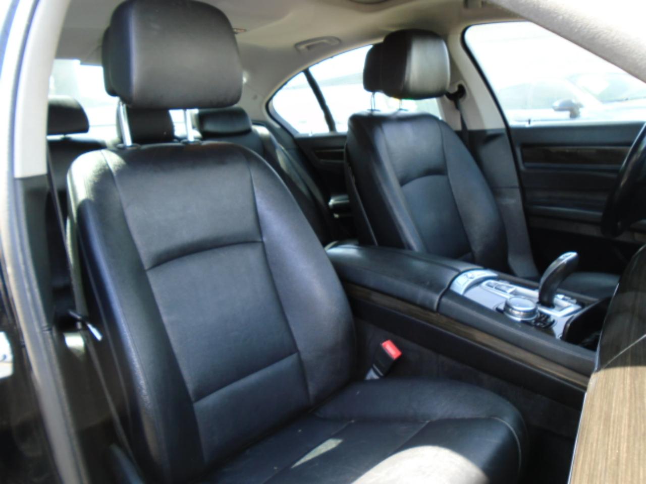 BMW 7-Series 740i 2014