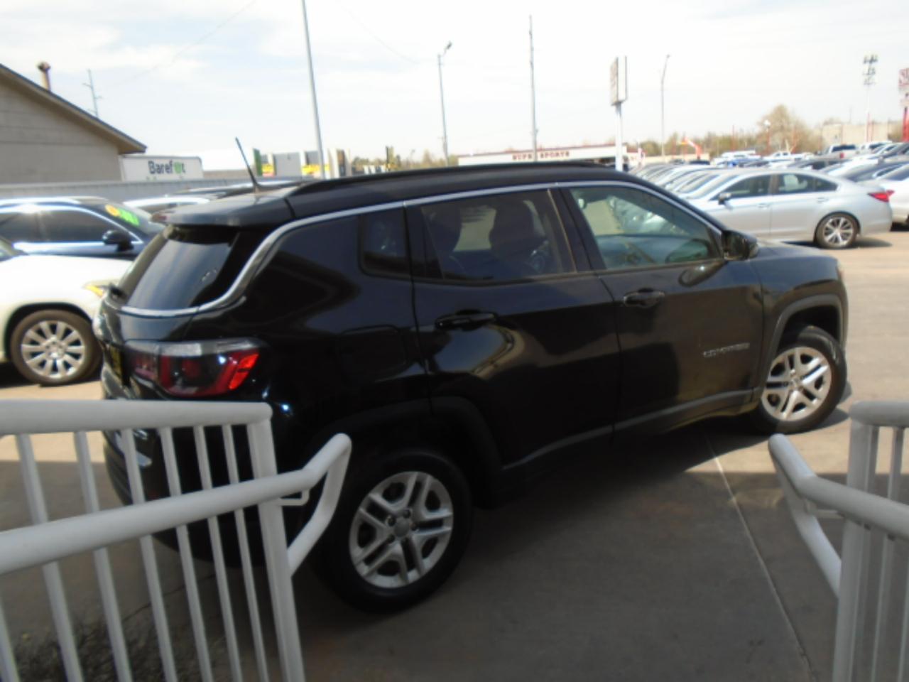 Jeep Compass Latitude FWD 2018