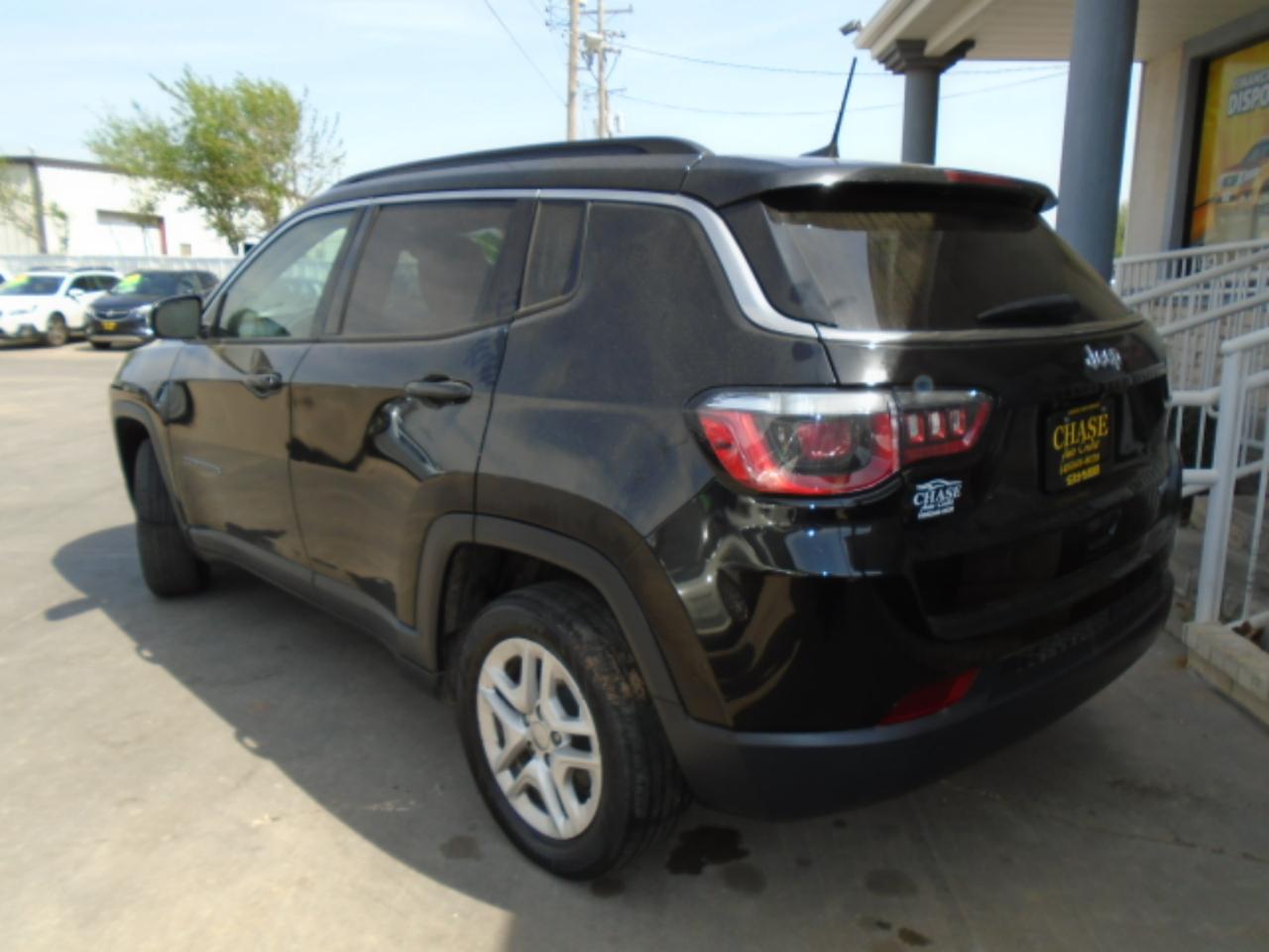Jeep Compass Latitude FWD 2018