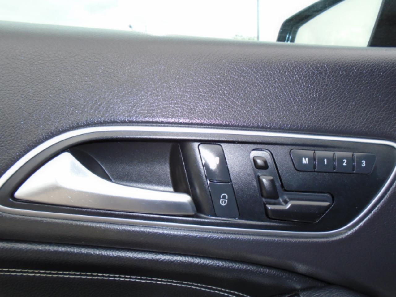 Mercedes-Benz CLA-Class CLA250 4MATIC 2016