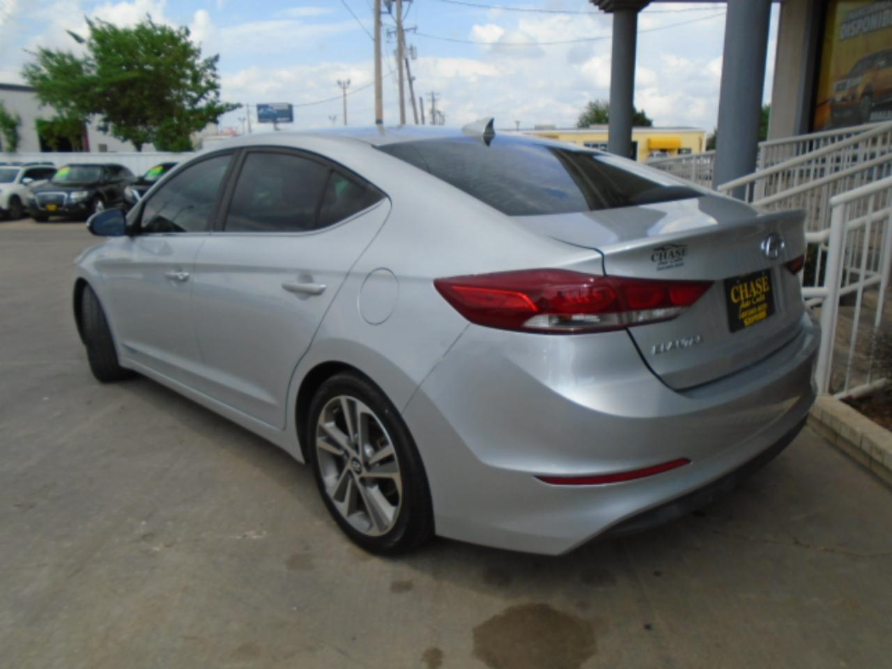 Hyundai Elantra Limited 2018