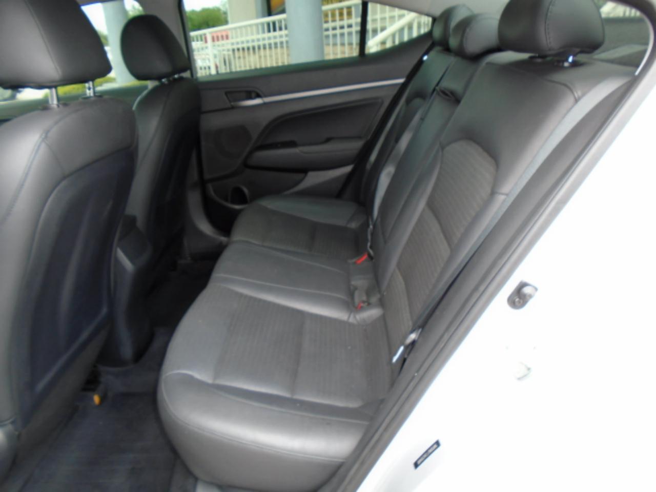 Hyundai Elantra Limited 2018