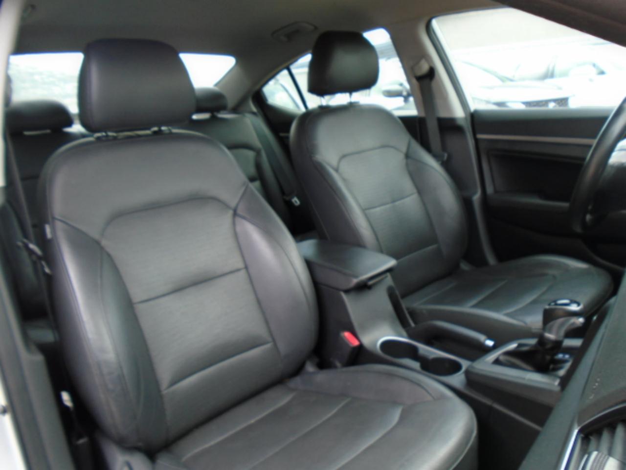 Hyundai Elantra Limited 2018