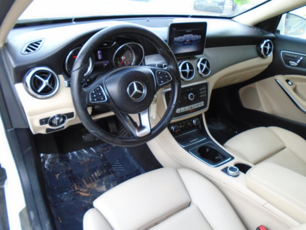 Mercedes-Benz GLA-Class GLA250 2018