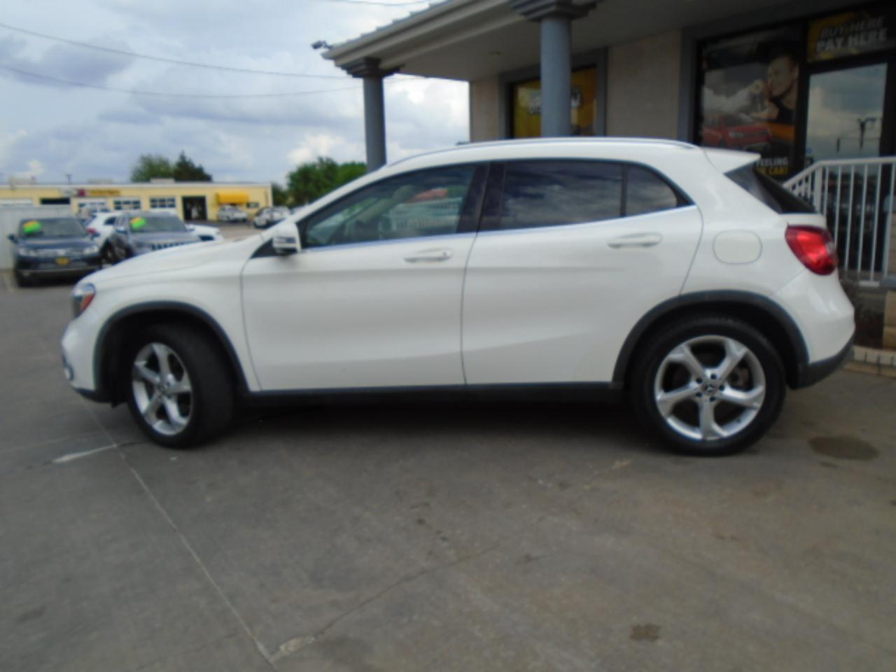 Mercedes-Benz GLA-Class GLA250 2018