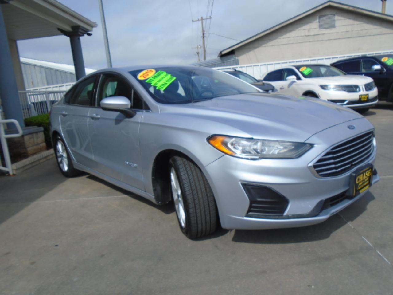 Ford Fusion Hybrid SE 2019