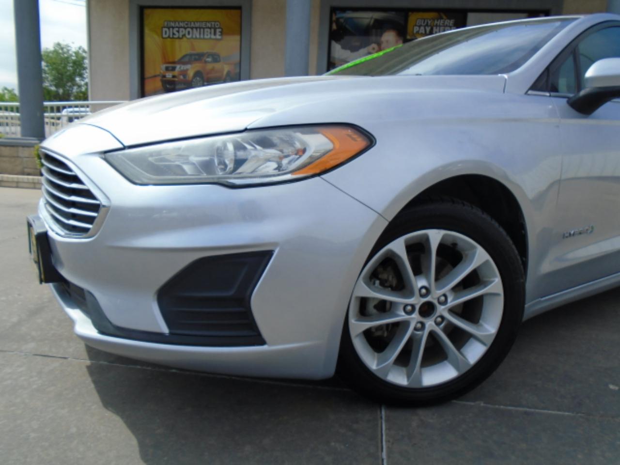 Ford Fusion Hybrid SE 2019