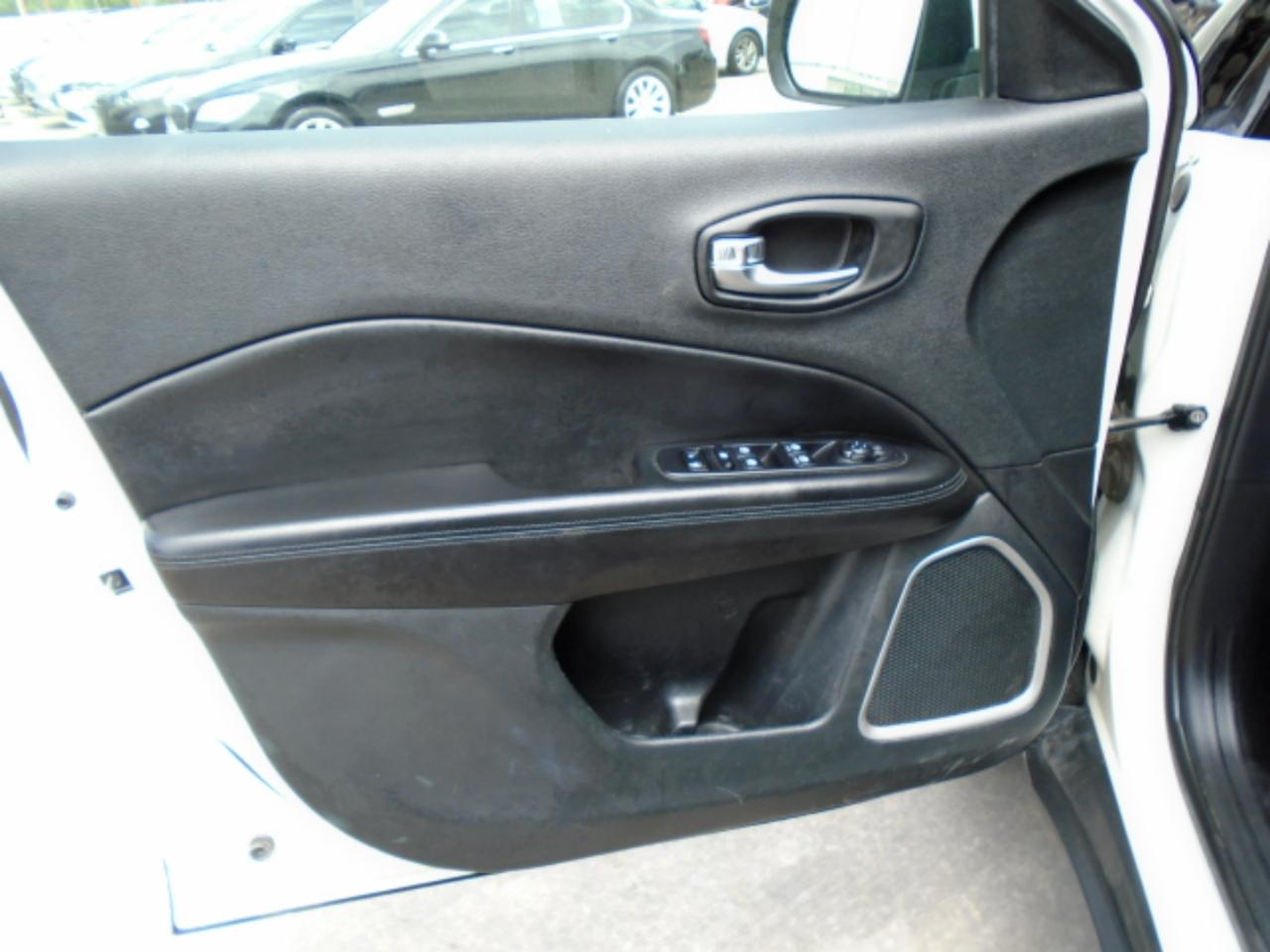 Jeep Compass Latitude FWD 2020