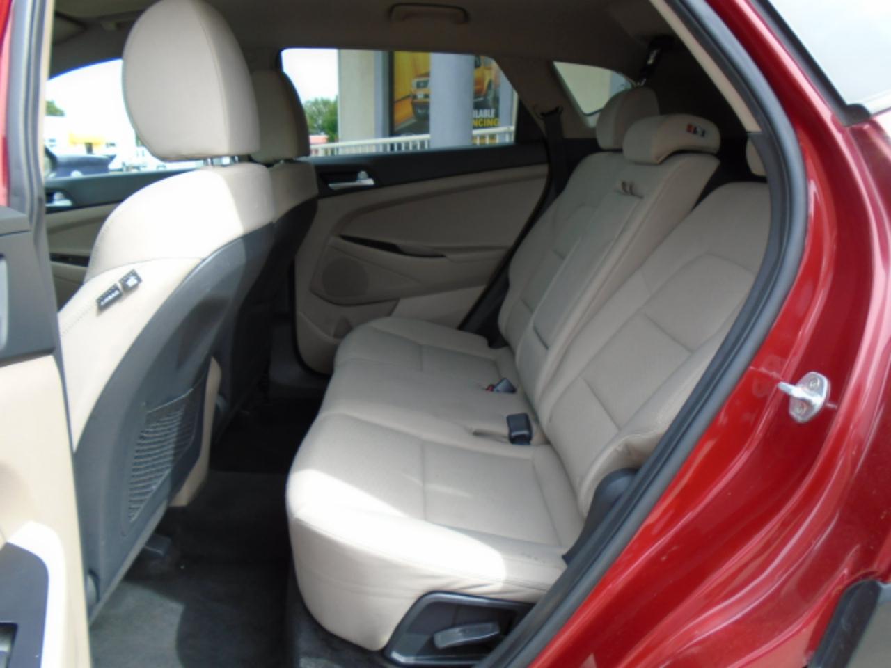 Hyundai Tucson SE 2021