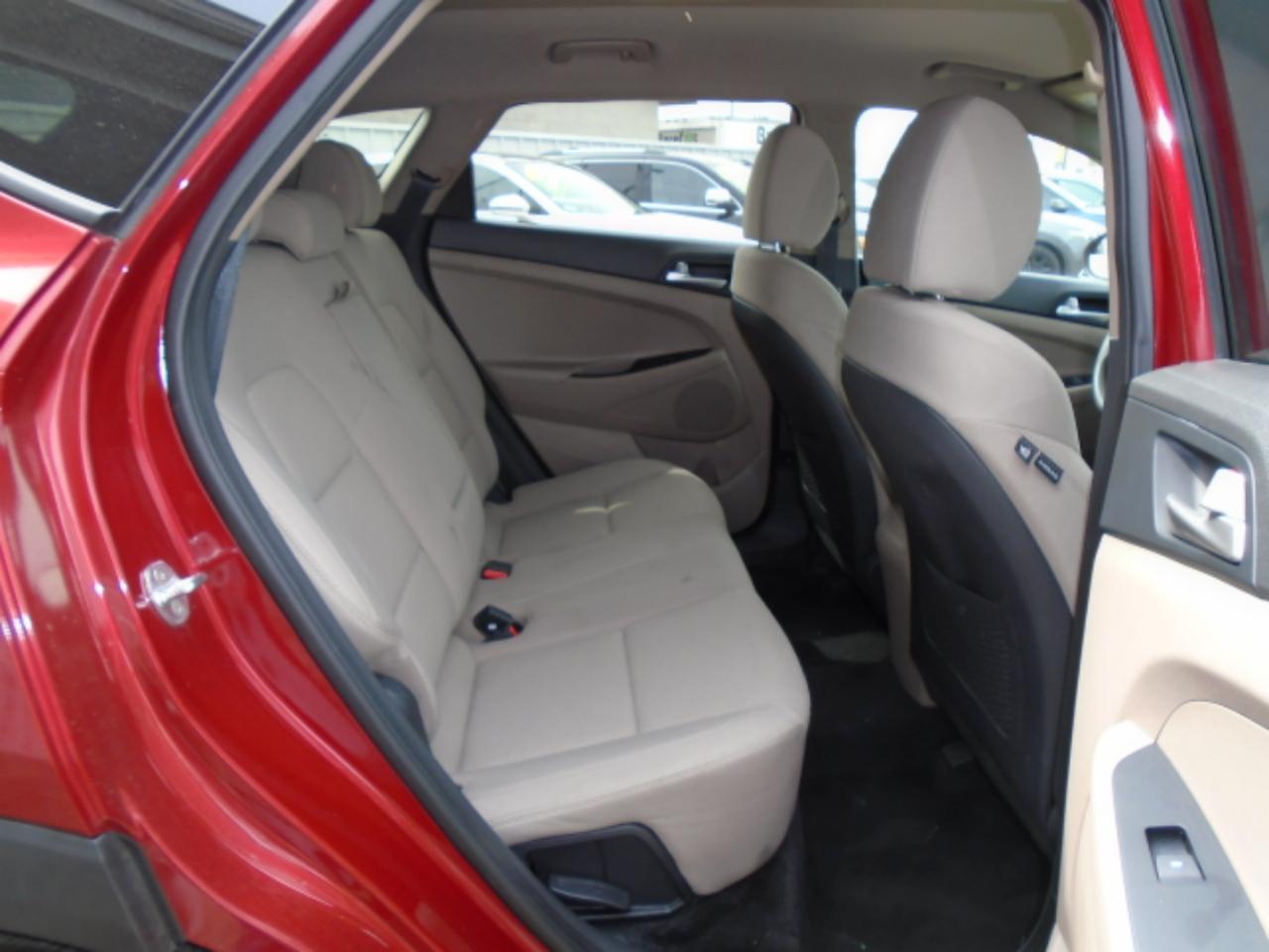 Hyundai Tucson SE 2021