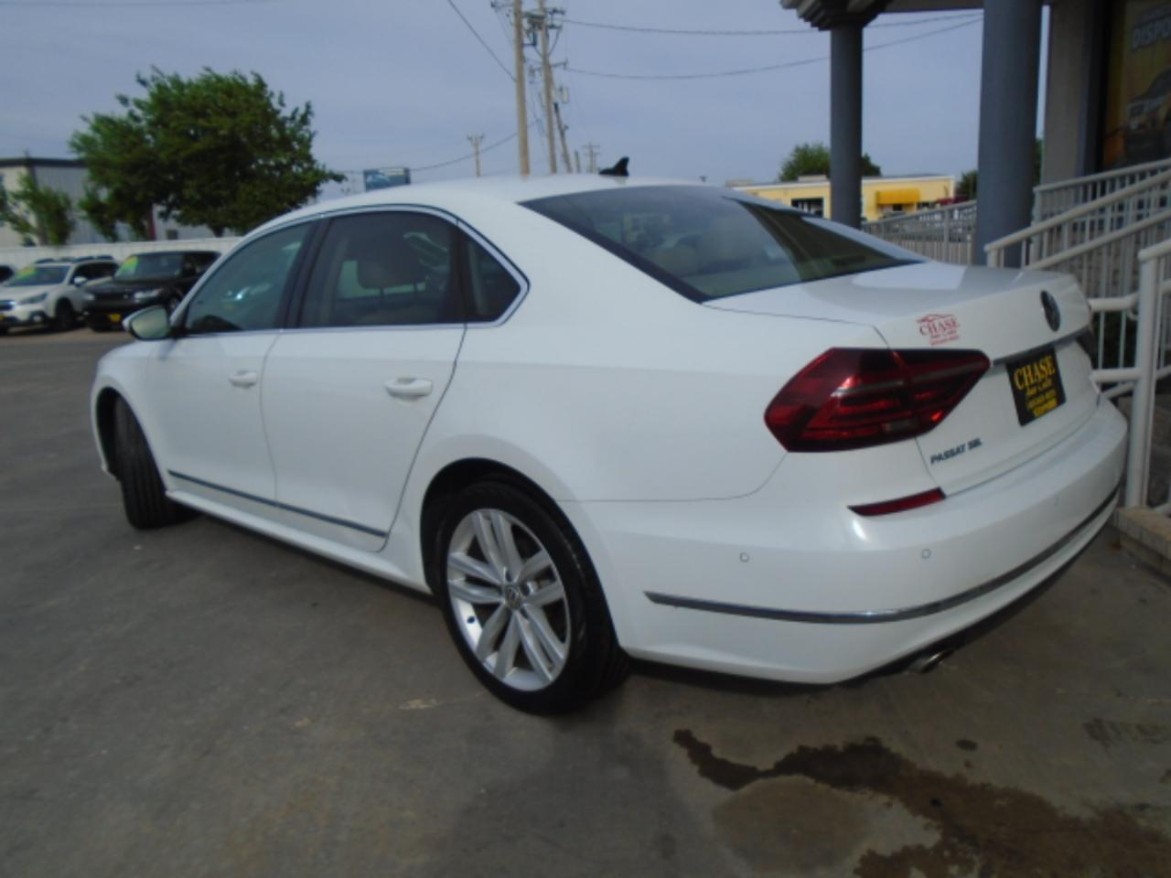 Volkswagen Passat SEL Premium 2018