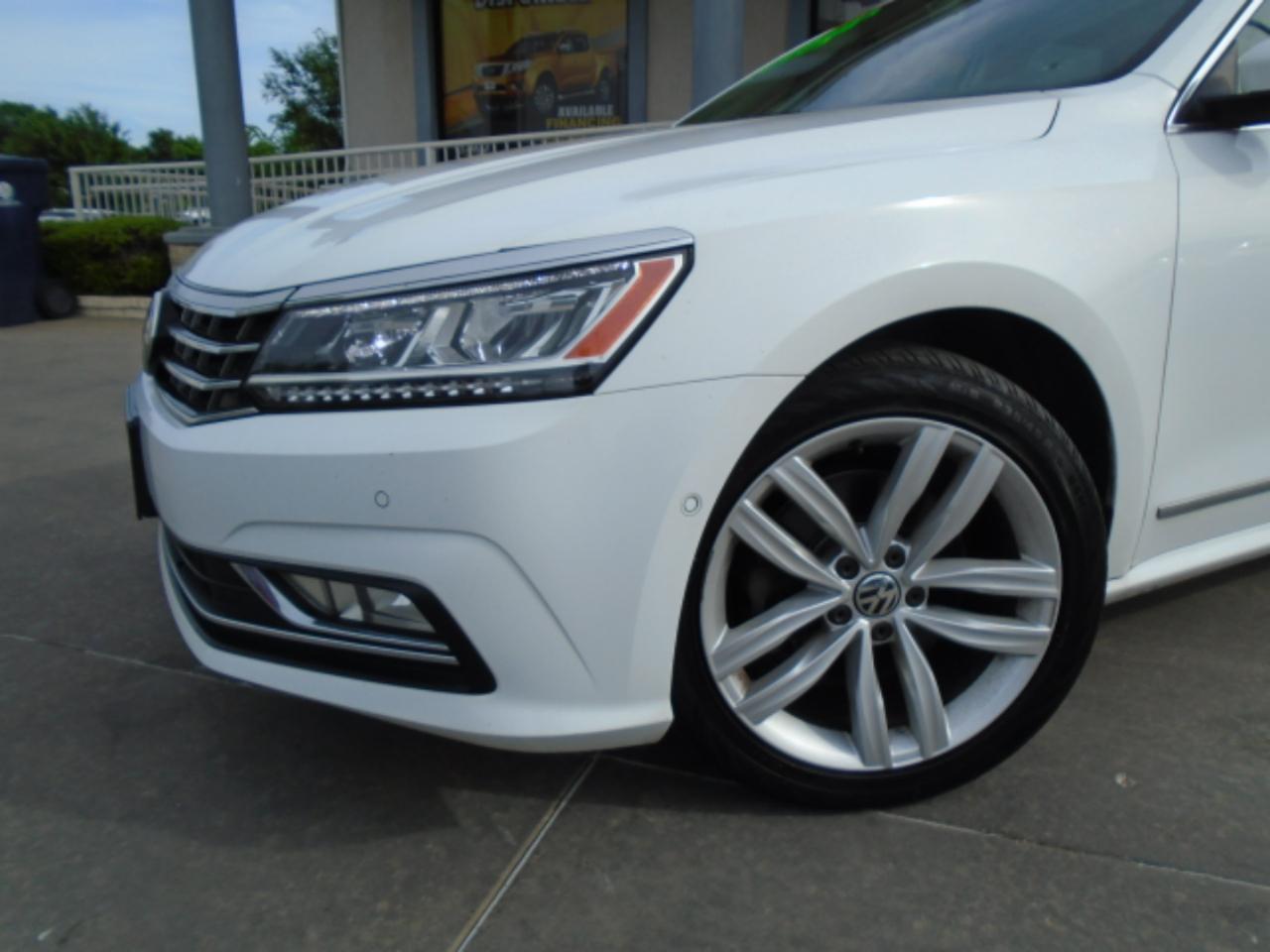 Volkswagen Passat SEL Premium 2018