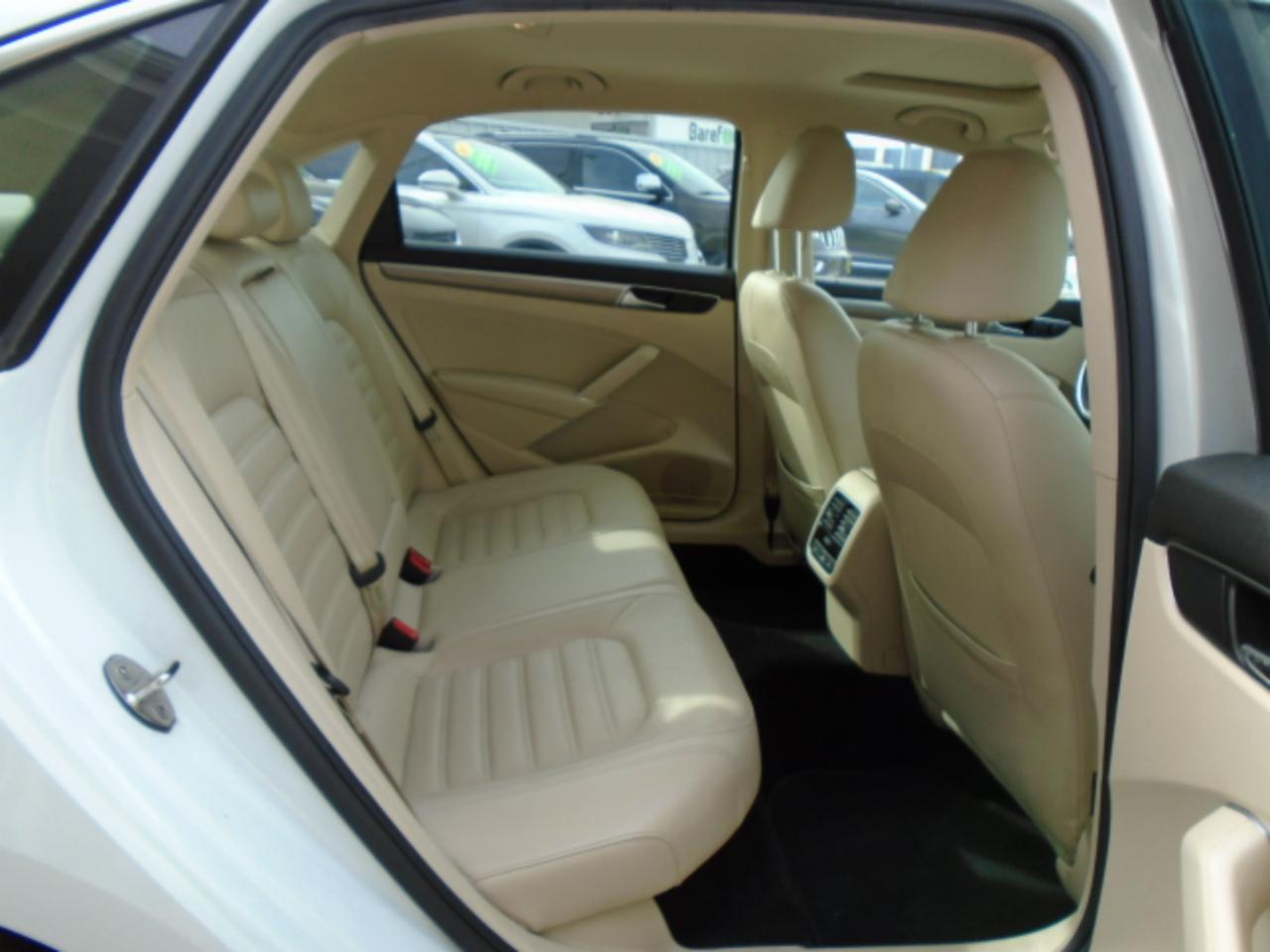 Volkswagen Passat SEL Premium 2018