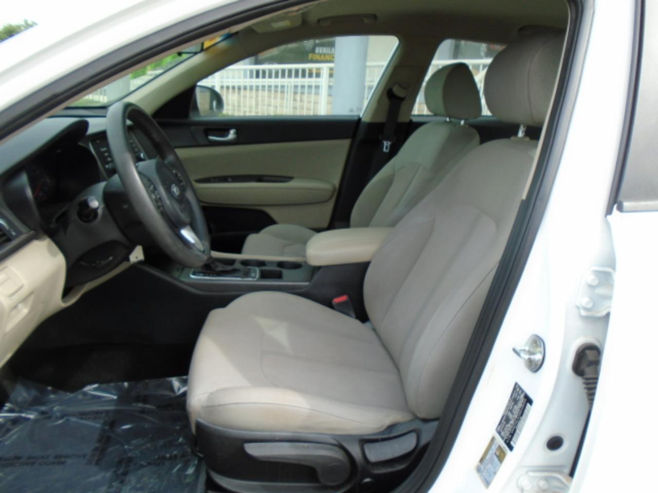 Kia Optima LX 2017